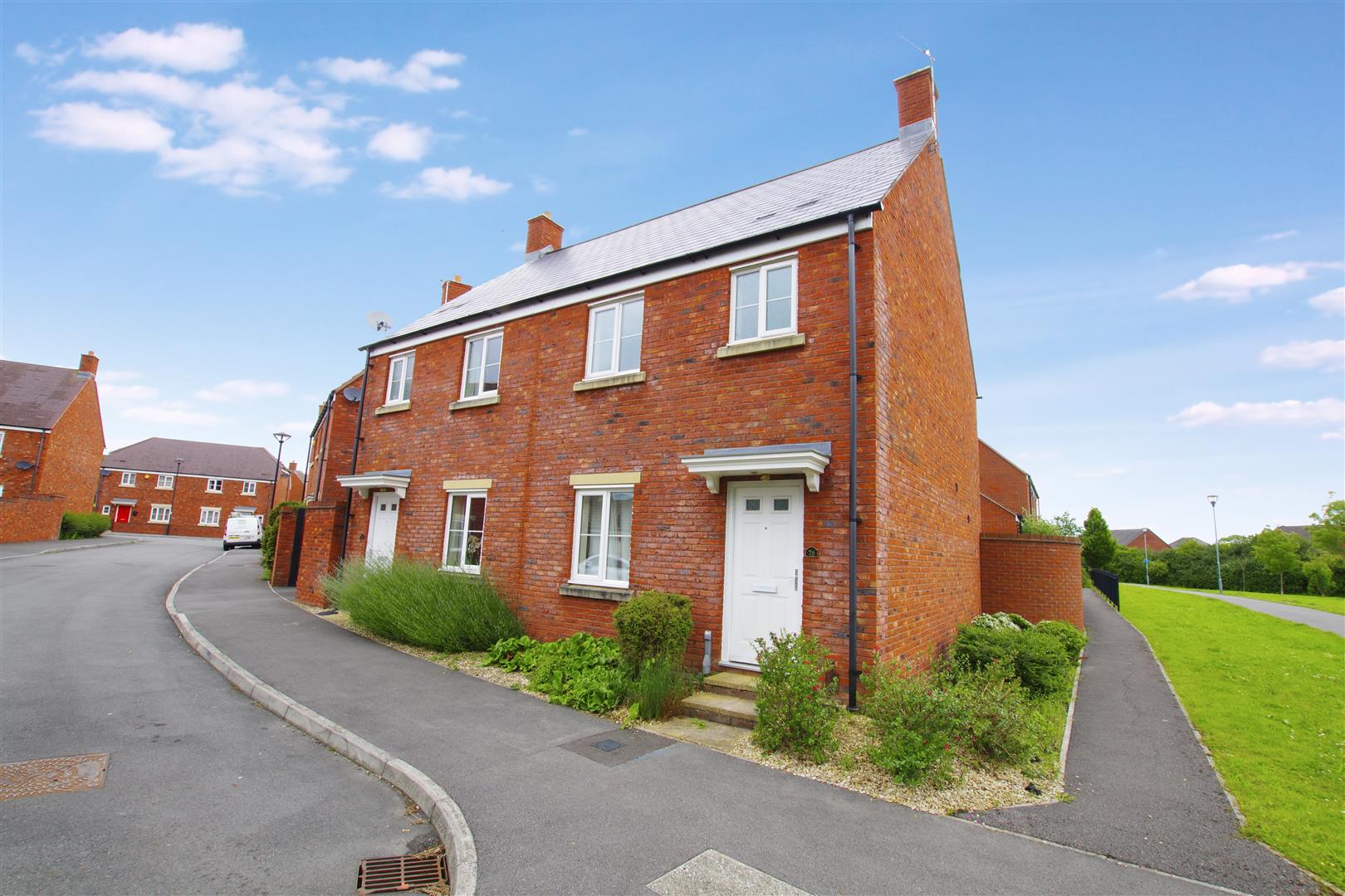 White Eagle Road, Haydon End, Swindon, S..., SN25 , 3 bed, Type unknown